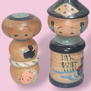 Pair‎ 1951 Japanese Kokeshi Bobbleheads 7cm Signed w/ Bells Vintage